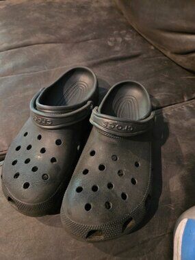 CROCS Unisex Classic Clog - Black M10/W12
